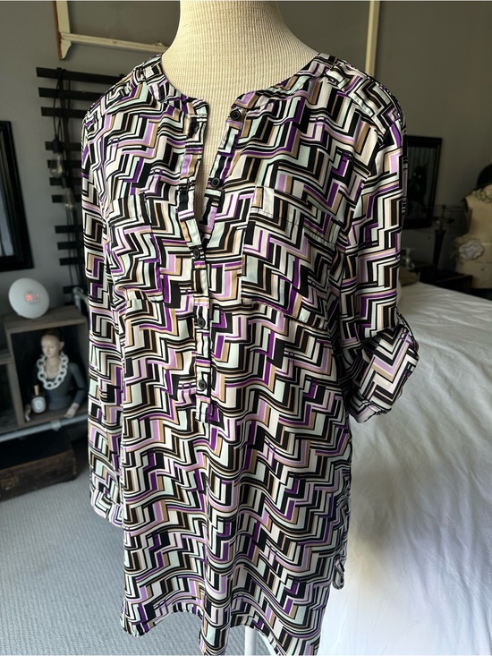 Ann Taylor Tops - Ann Taylor Geometric Tunic Top in Purple, Black, Cream, size 12
